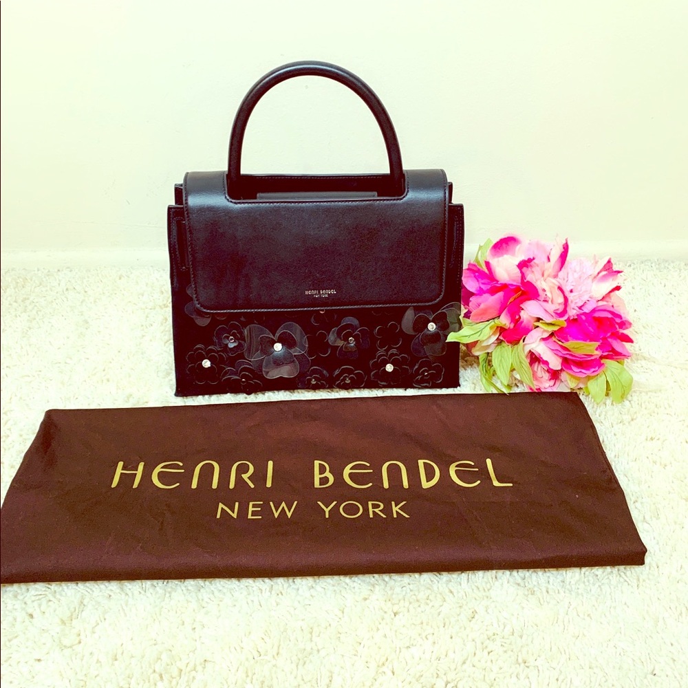 Henri Bendel  NYC Black Handbag.